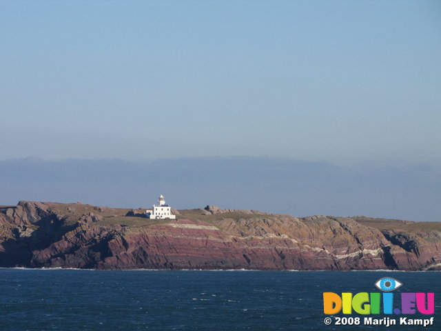 SX00959 Lighthouse on Skokholm island in Milford Haven